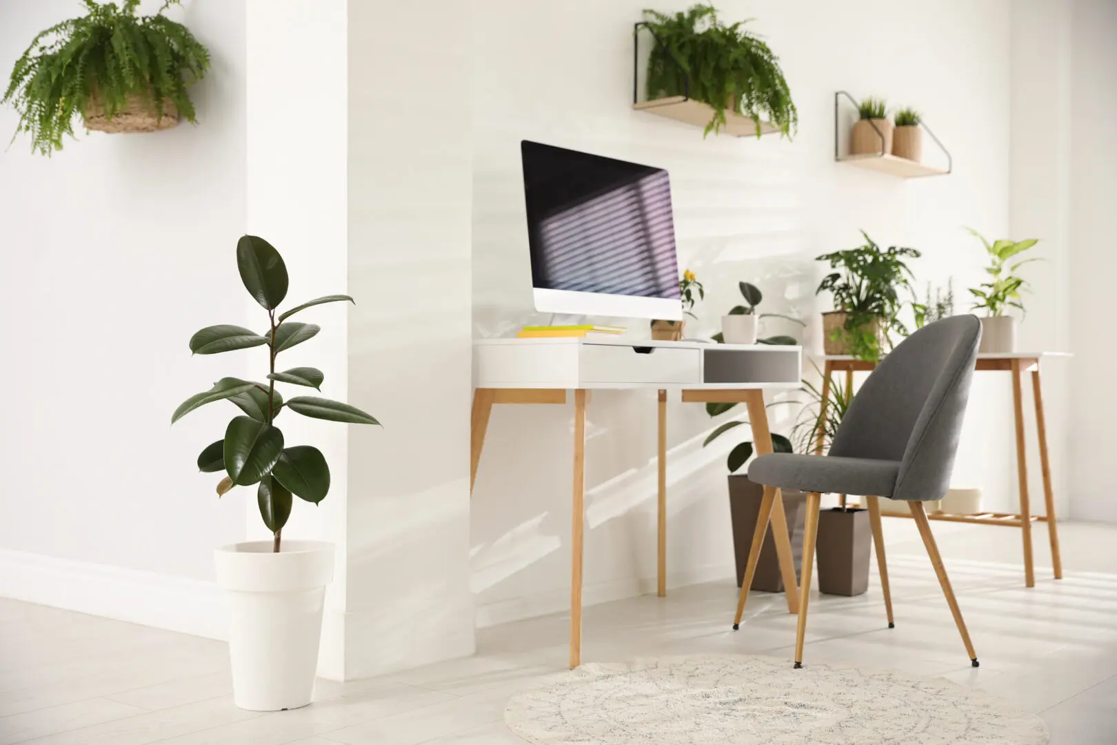 4 ideias criativas para a decoração do seu home office Riva Incorporadora
