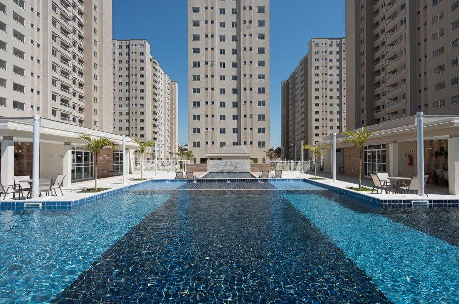 Projeto Oásis: como a Direcional transformou uma área industrial em um novo marco de Contagem Piscina do Origem Oásis, empreendimento da Direcional em Contagem (MG).