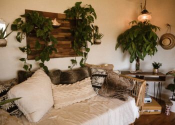 Conheça o estilo Urban Jungle e deixe sua casa aconchegante e mais verde!