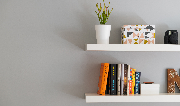 Conheça 5 formas de usar livros na decoração do apartamento Riva Incorporadora