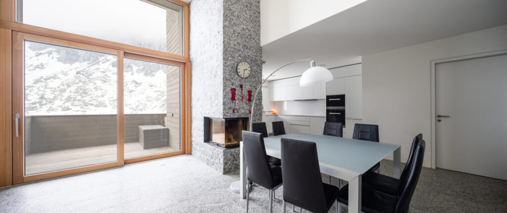 Apartamento com piso de granito