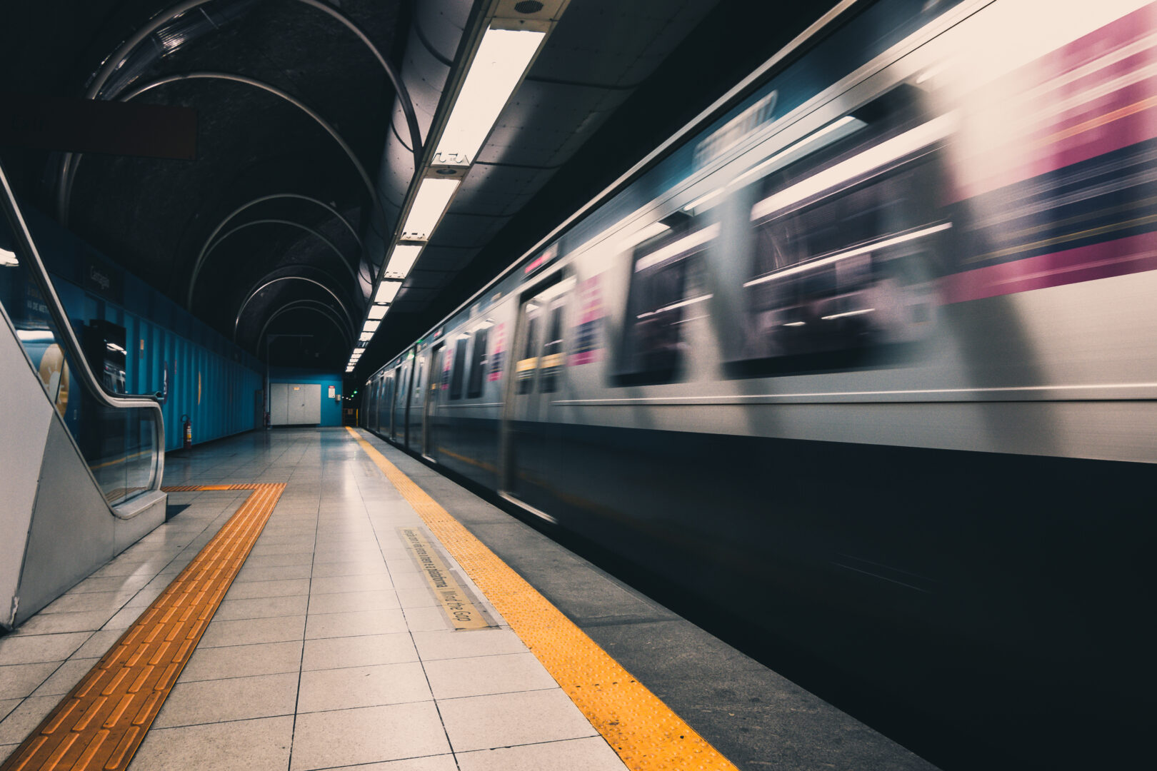 Linhas de metrô em São Paulo: como usar, dicas e destinos Riva Incorporadora