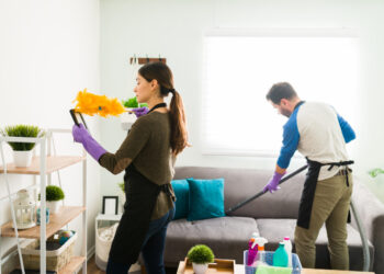 Saiba como criar uma lista de tarefas domésticas e manter a casa limpa com mais facilidade!