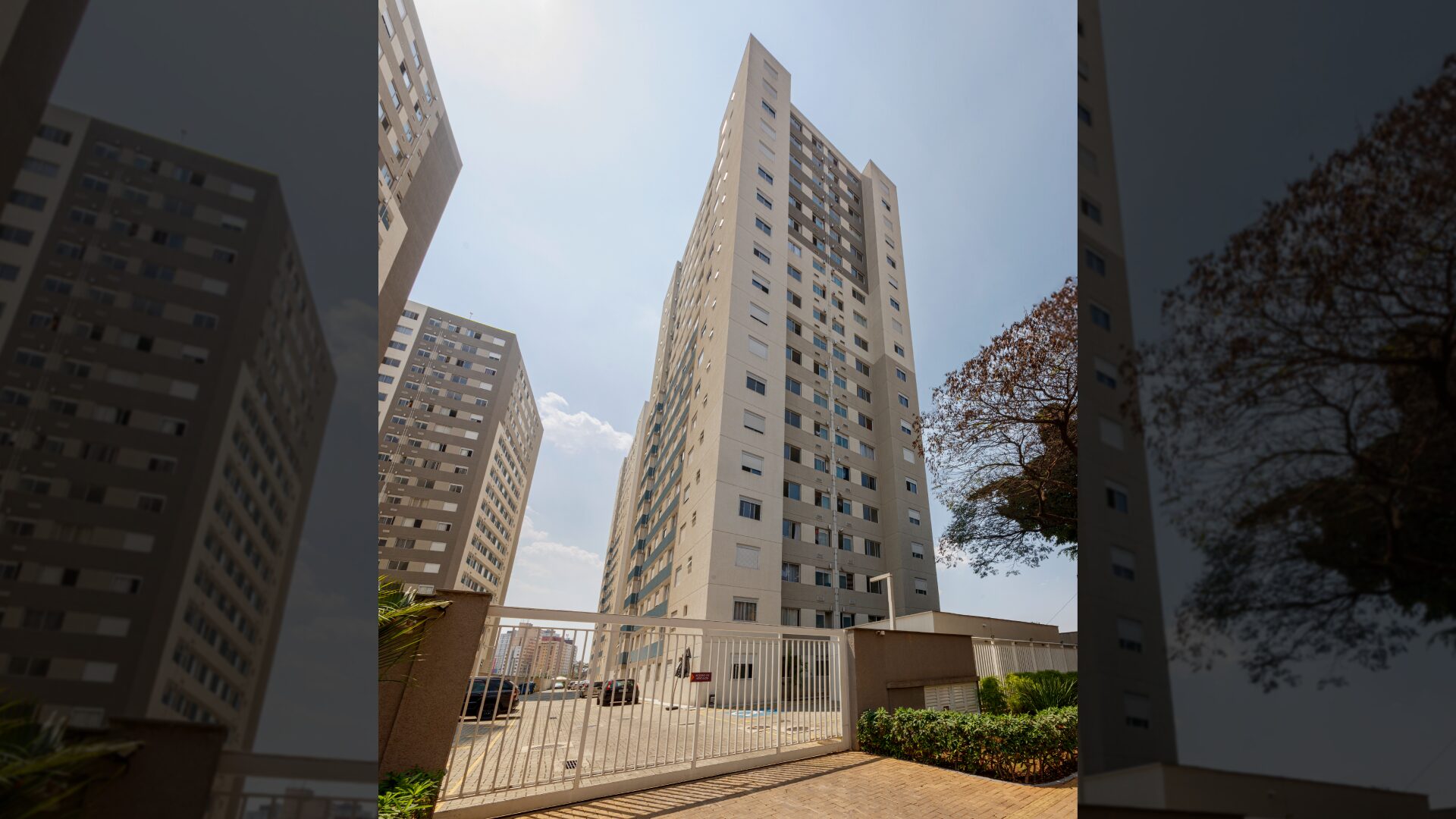Pátio Central Bandeiras