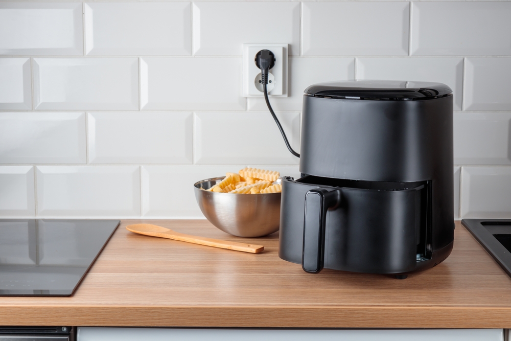 Inspirações de cozinha preta e branca: tendências e ideias para transformar seu espaço Eletrodomésticos para cozinha preta e branca