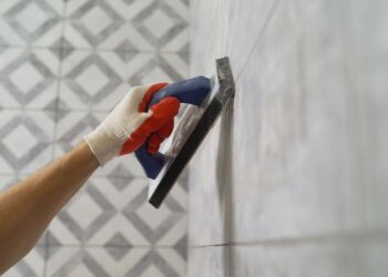 Descubra por que a impermeabilização de banheiro pode garantir mais segurança e conforto no seu lar