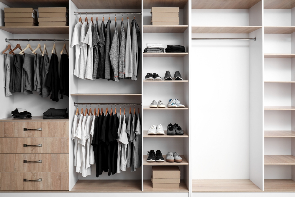 Closet em um quarto