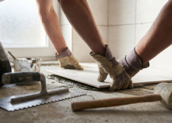 Piso cerâmico: vantagens, tipos e por que ele é uma boa escolha para apartamentos